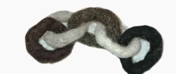 Black & White Chain Link Felt Cat Toy