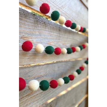 Multicolor Felt Balls Garland (10&#39; )