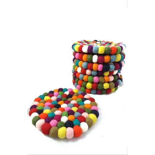 Multicolor Felt Ball Trivet