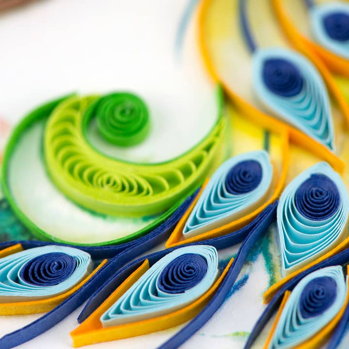 Quilled Posing Peacock Card