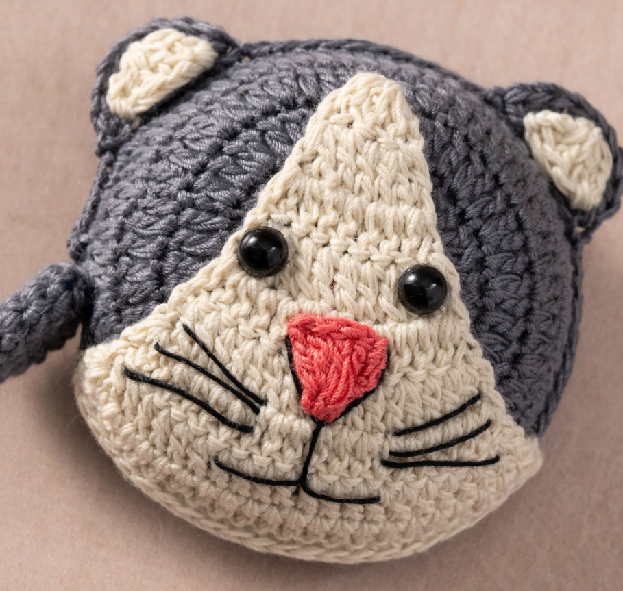 Cat Measuring Tape (2.25" D)