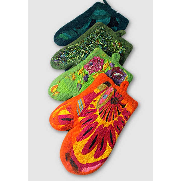 Cotton-Infused Felt Oven Mitt - Assorted