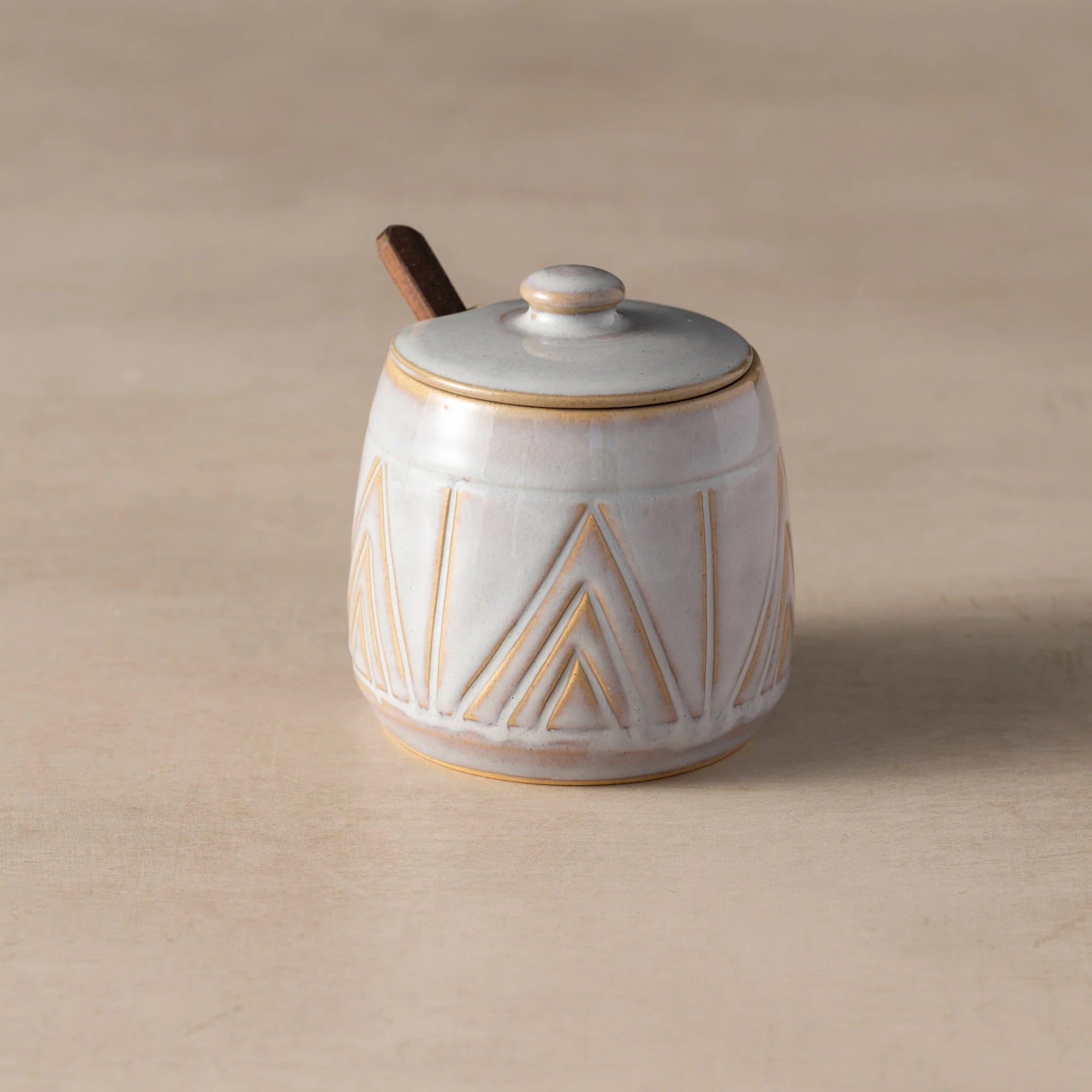 Ceramic Cream &amp; Sugar Set with Mountain Design