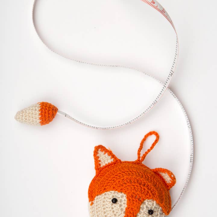 Fox Measuring Tape (2.5&quot; D)