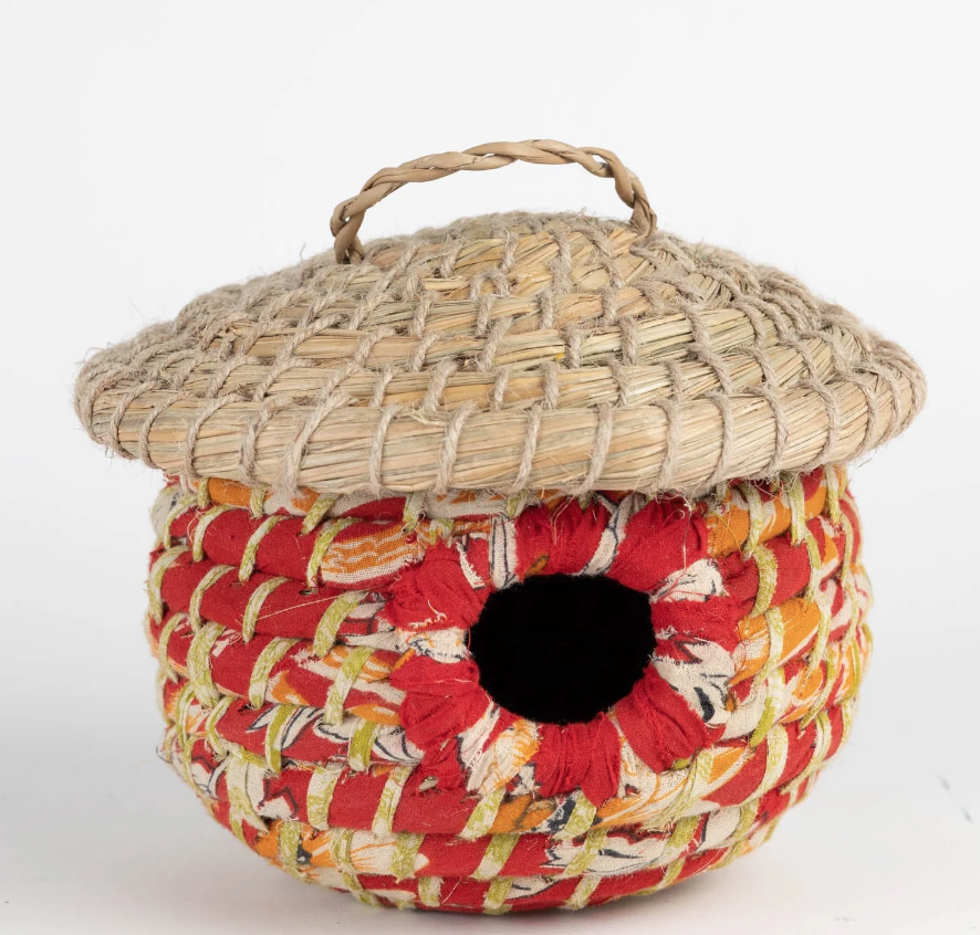 Sari Acorn Birdhouse