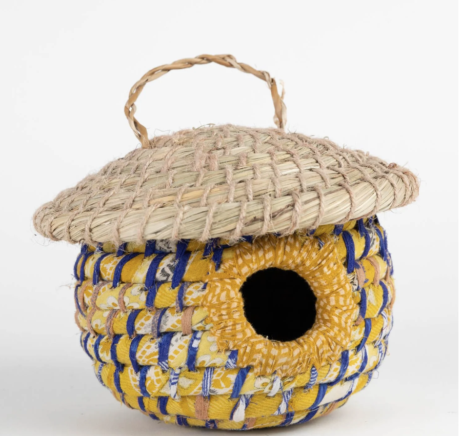 Sari Acorn Birdhouse
