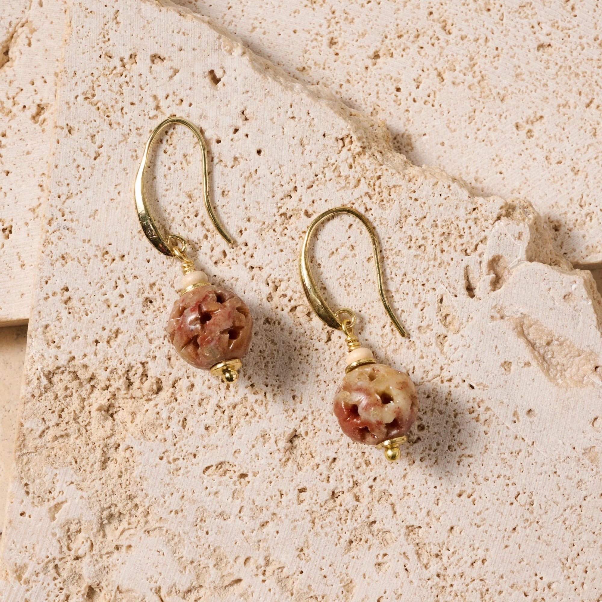 Gorara Stone Ball Earrings