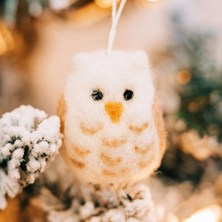 White Felt Owl Ornament (2&quot; H x 1.5&quot; D)