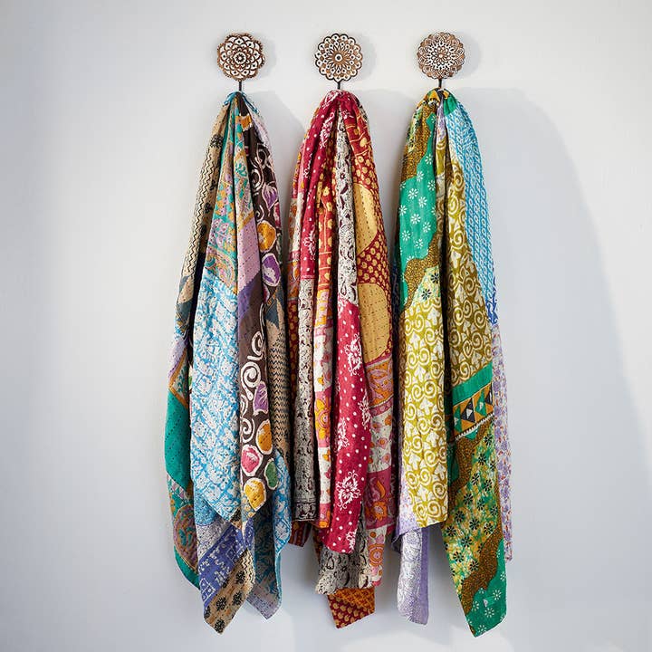 Green/Blue Recycled Sari Throw (56&quot; Square)