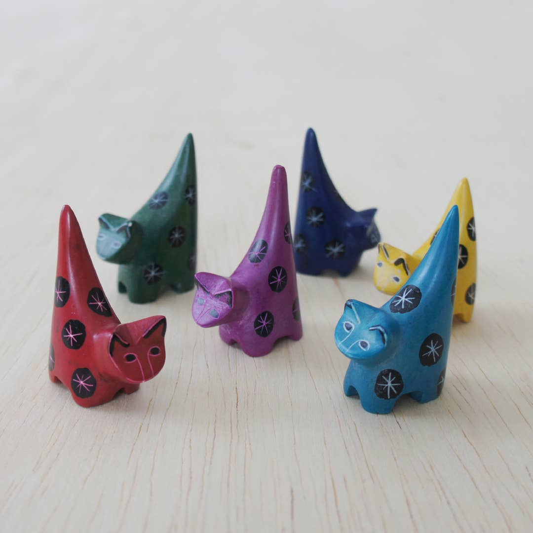 Tiny Kisii Stone Cat - Assorted