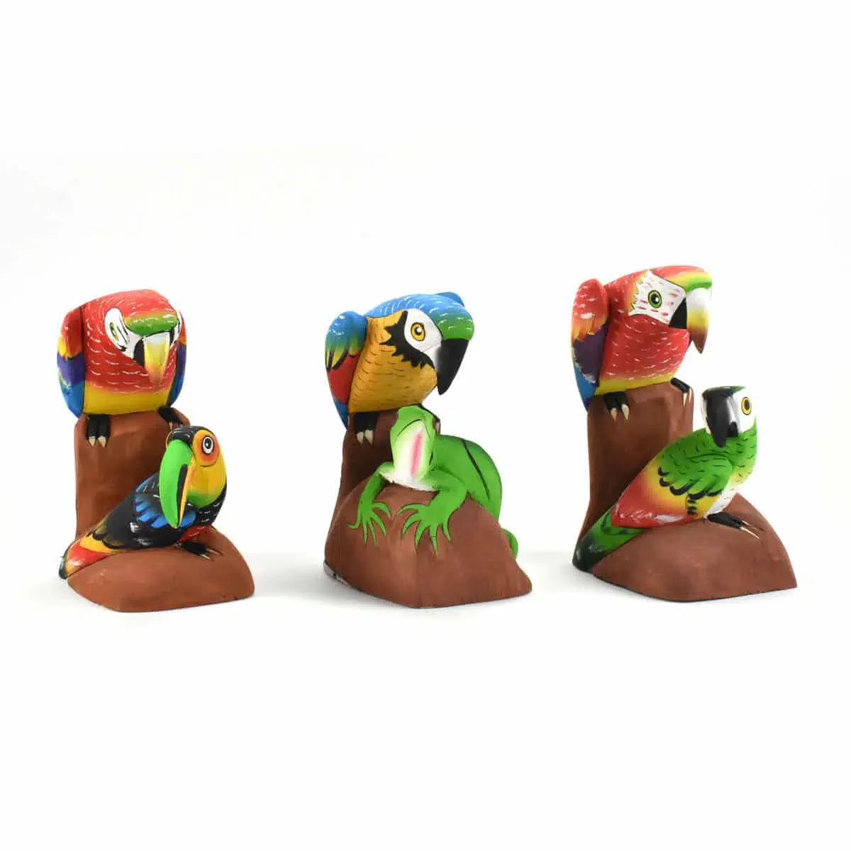 Balsa Wood Painted Sculpture Parrot/Animal (9&quot; H)