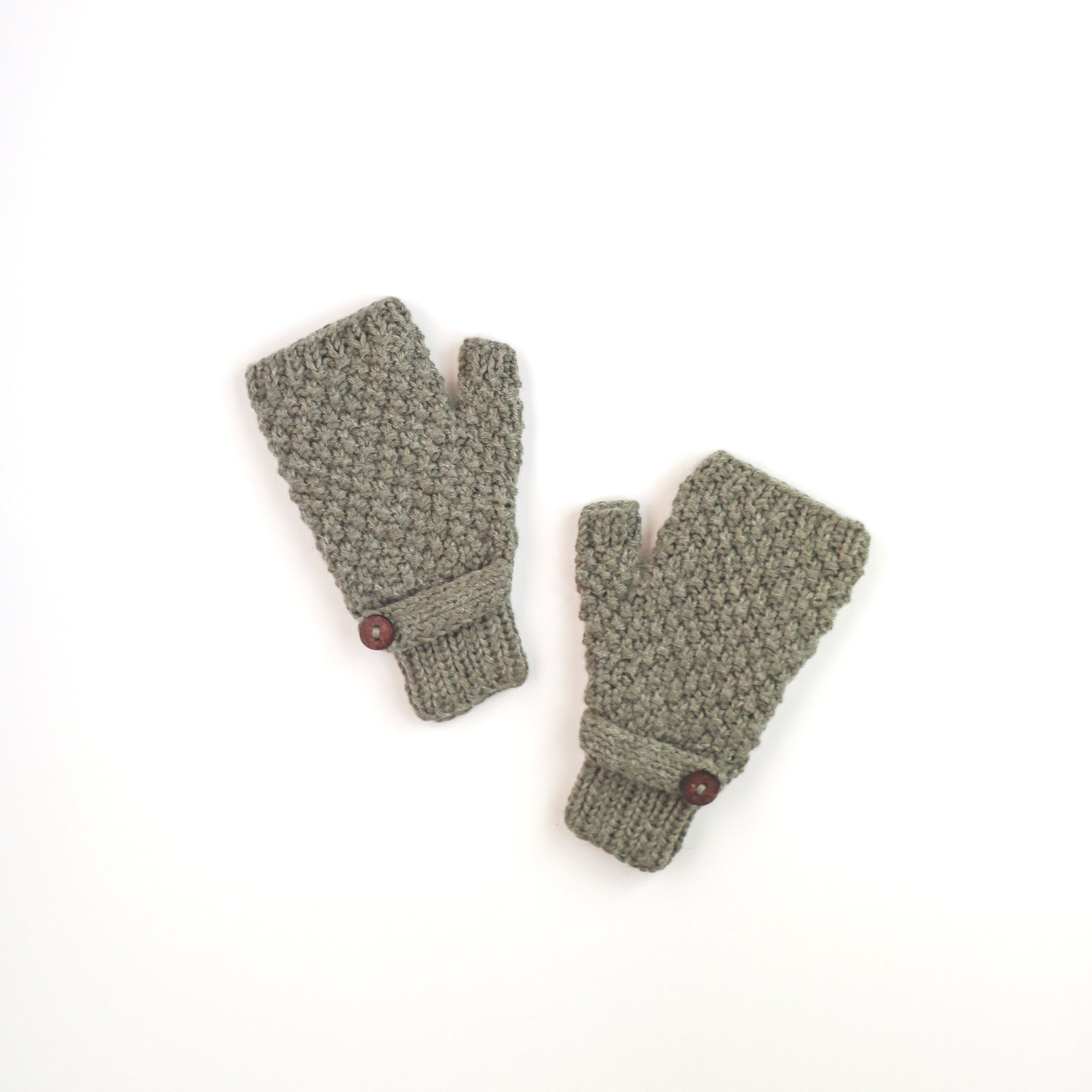 Alpaca/Acrylic Button Wristwarmer