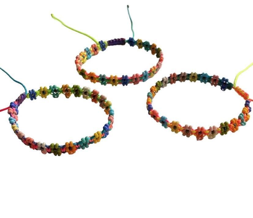 Daisy Chain Beaded Bracelet