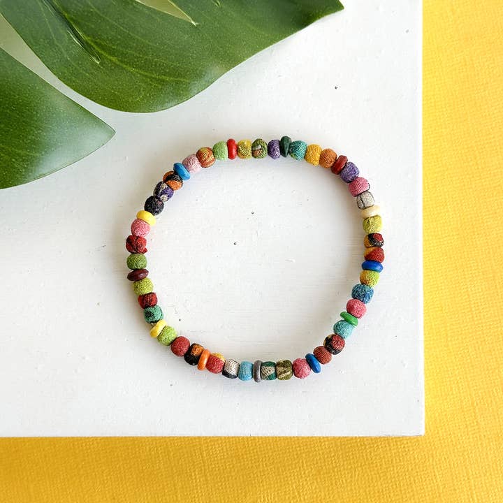 Color Bone & Kantha Bead Bracelet (7.5" L)