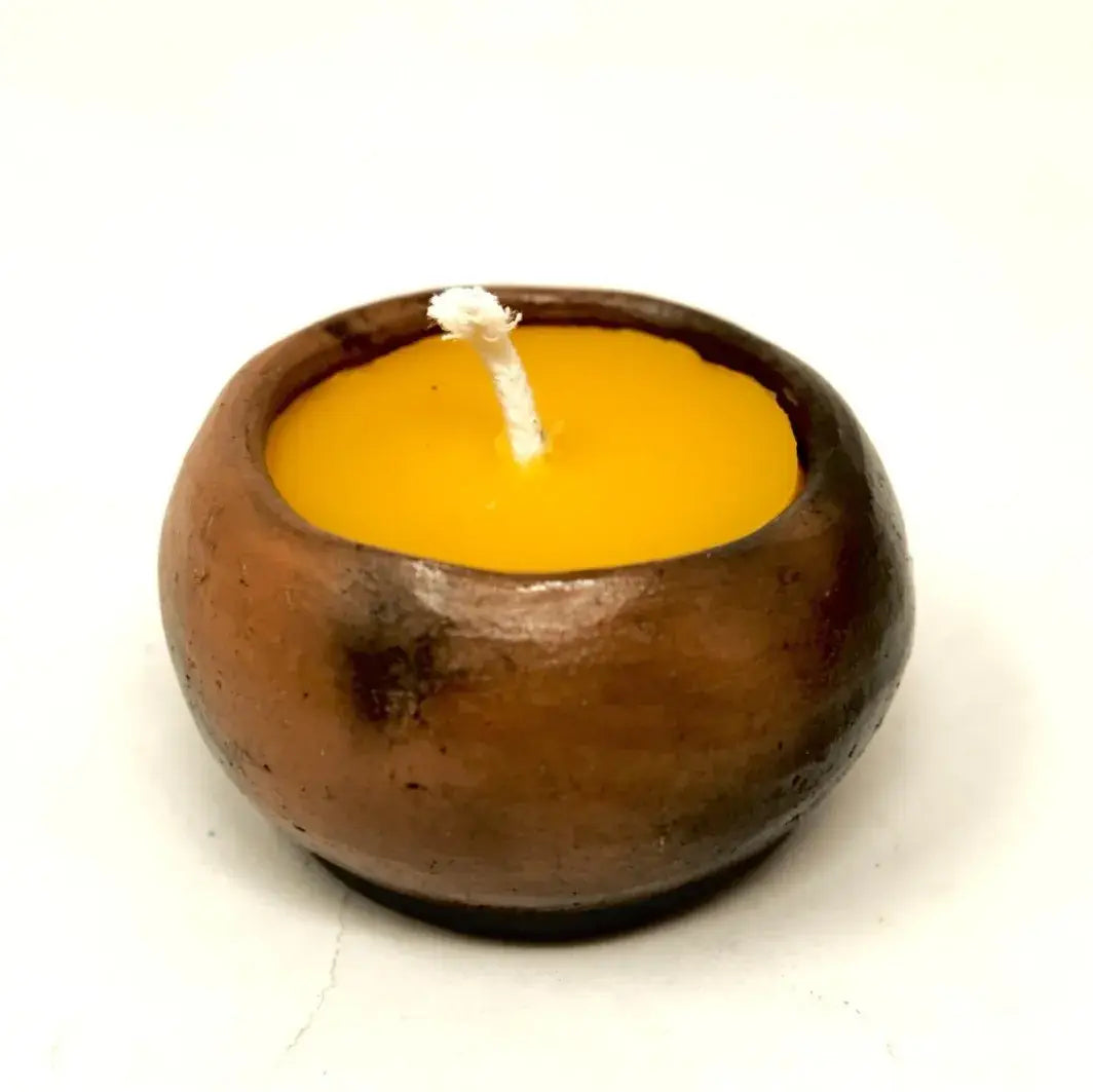 Clay Pinch Pot Beeswax Candle