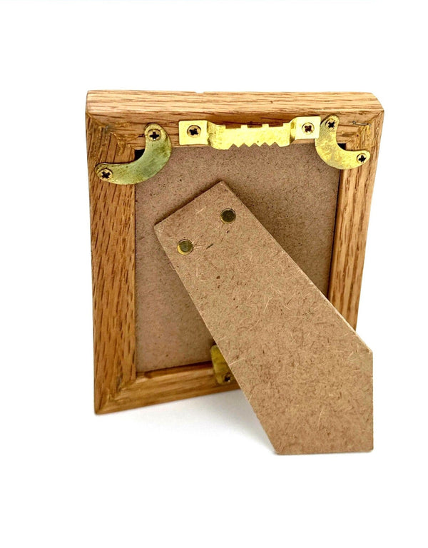 Etched Natural Red Oak Frame (2.5