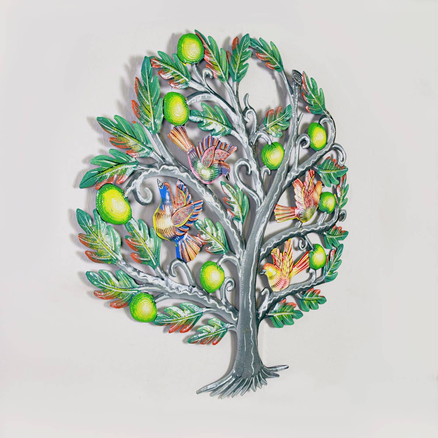 Apple Tree/Birds Painted Cutmetal Wall Hanging (22&quot; D)