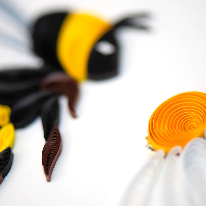 Quilled Bumblebee Card